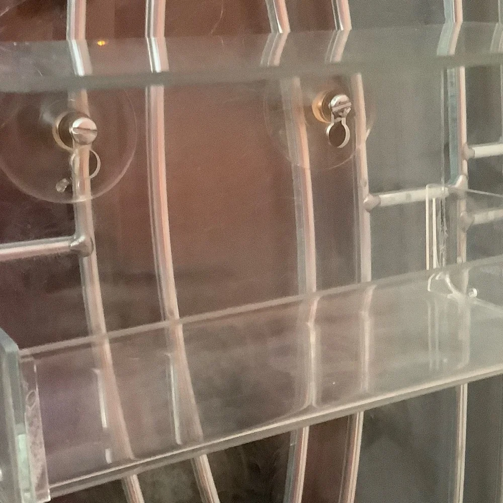 Duncraft Clear Transparent Window Bird Feeder - Two Suction Cups